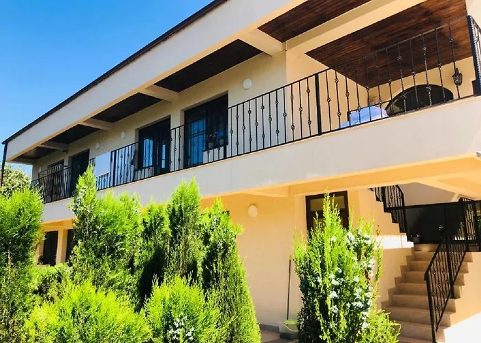 Anca בית הארחה 4*