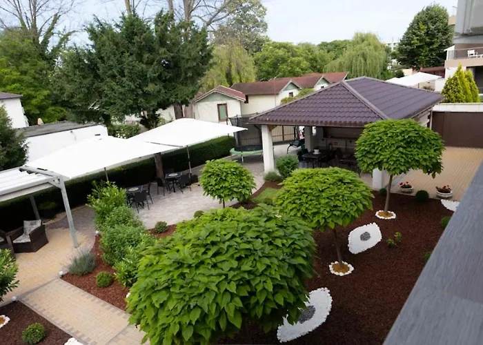 Anca בית הארחה סאטורן